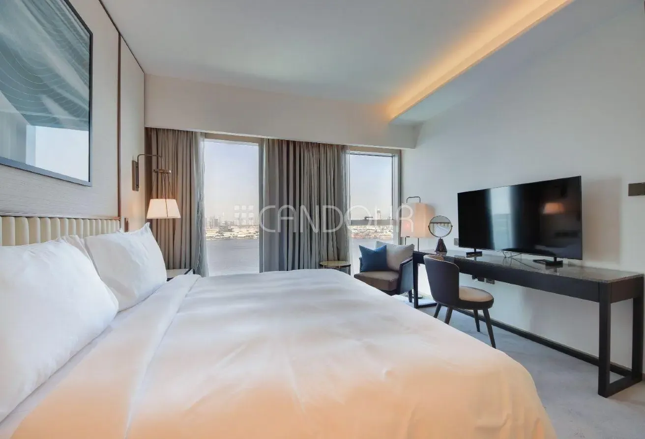 Luxurious 1BR | Creek View | Rented | Furnished