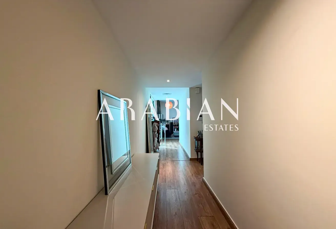 Vacant on Transfer | Upgraded | Courtyard View
