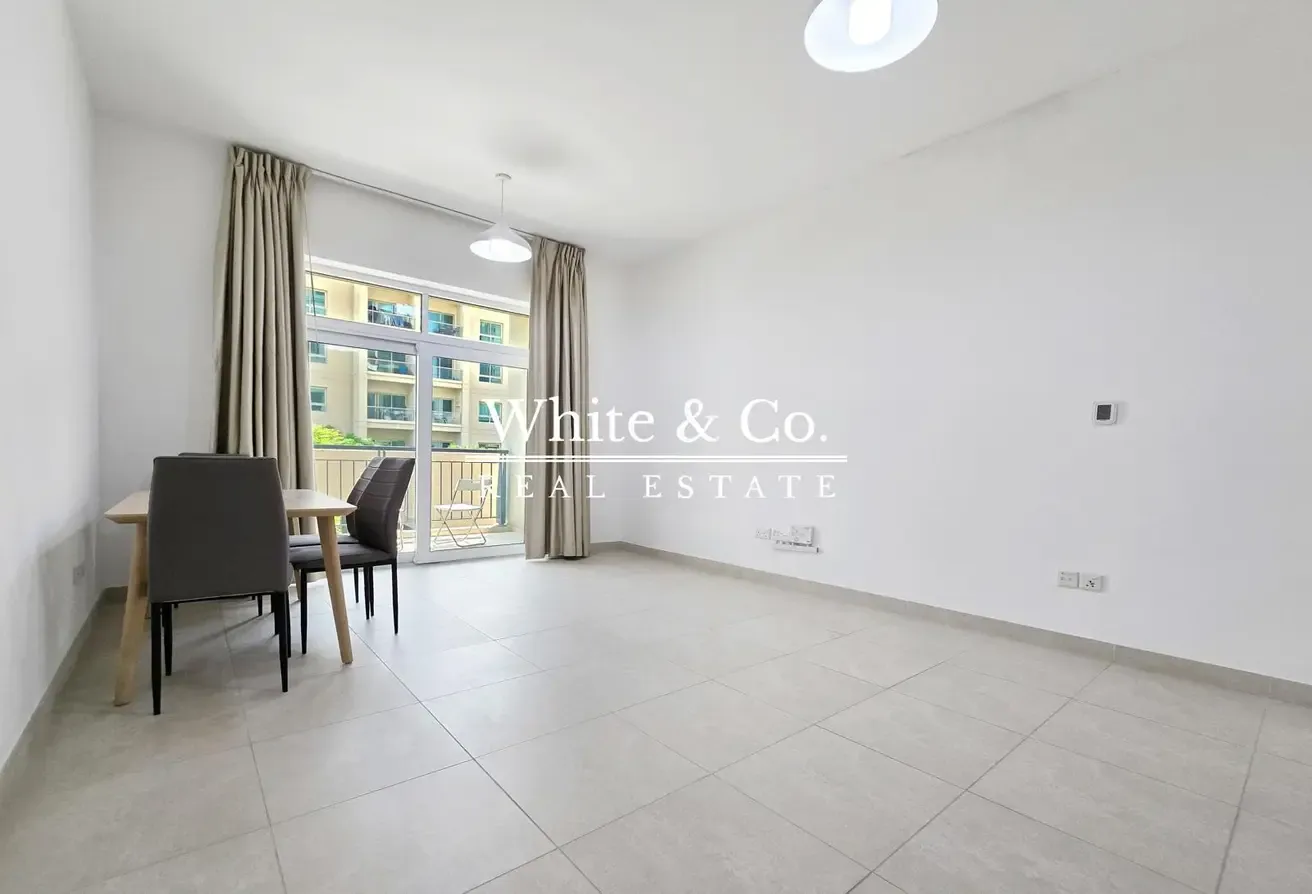 Upgraded | Spacious | Vacant on Transfer