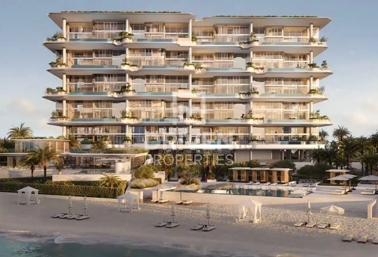 Luxury Unit with Jacuzzi In the Heart of The Palm