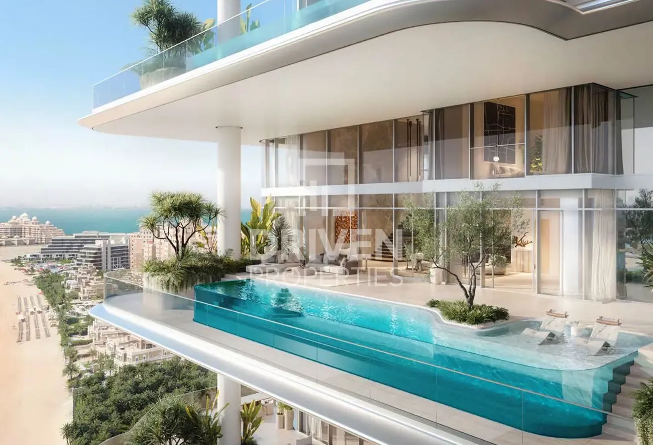 Luxury Unit with Jacuzzi In the Heart of The Palm