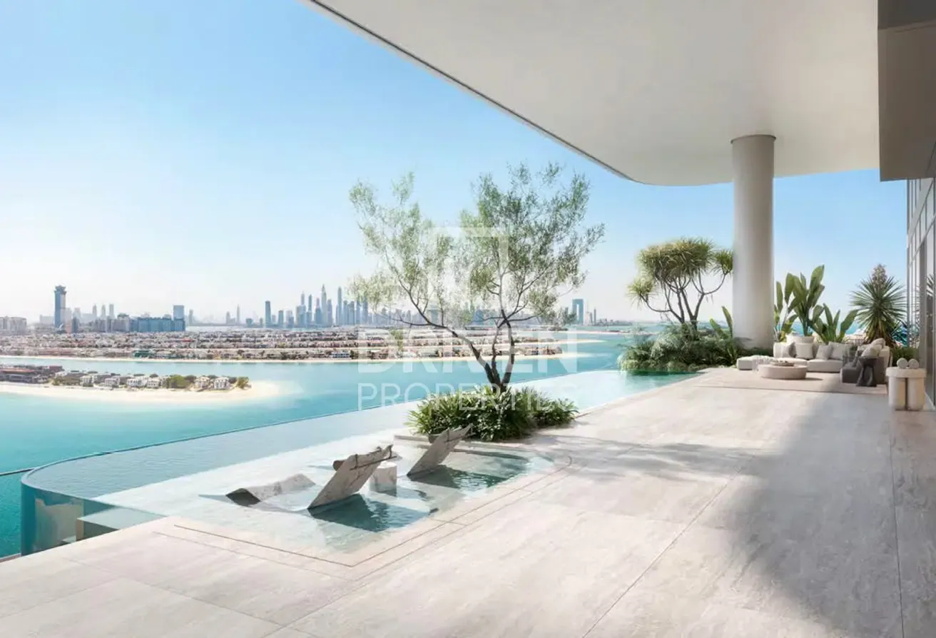 Luxury Unit with Jacuzzi In the Heart of The Palm