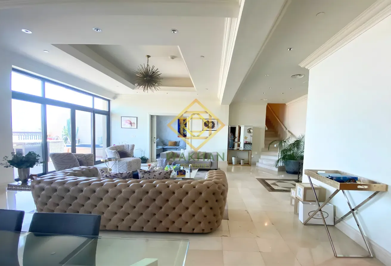 Sea View | Close to OP | Penthouse with Pool | Upgraded