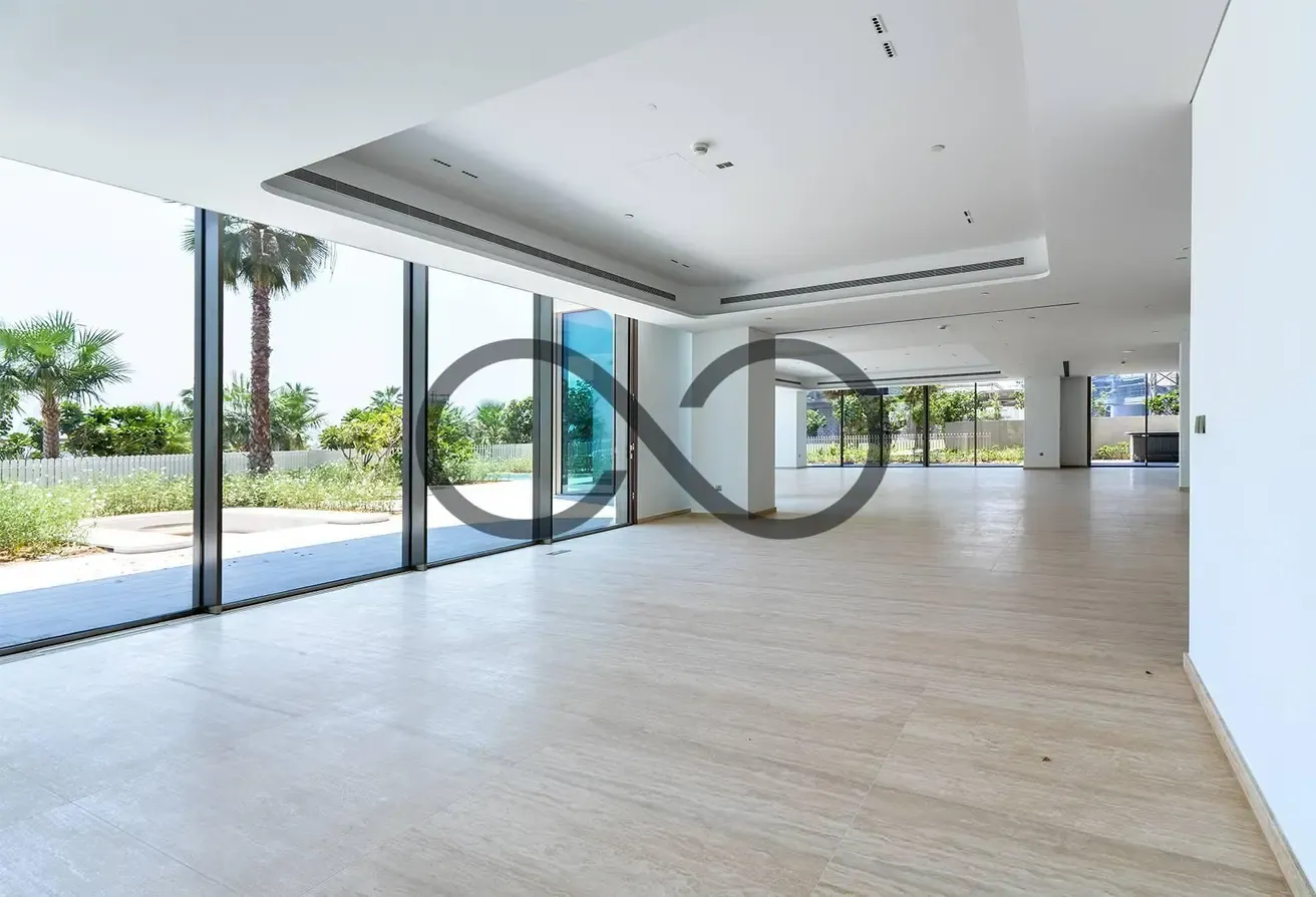Luxury 4BR + Maid Penthouse | Full Sea & Palm View