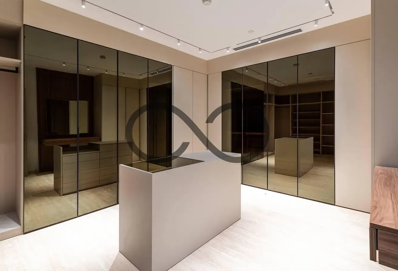 Luxury 4BR + Maid Penthouse | Full Sea & Palm View
