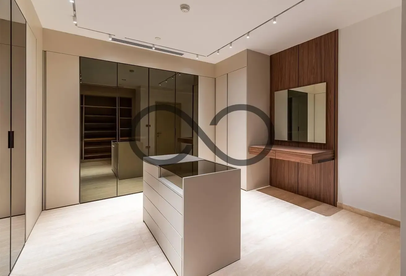 Luxury 4BR + Maid Penthouse | Full Sea & Palm View