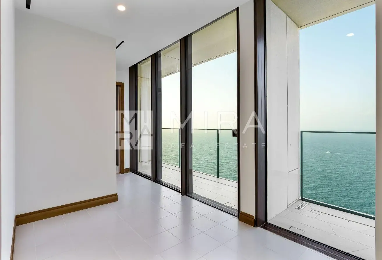Penthouse | 4 bed | Private Pool | Terrace