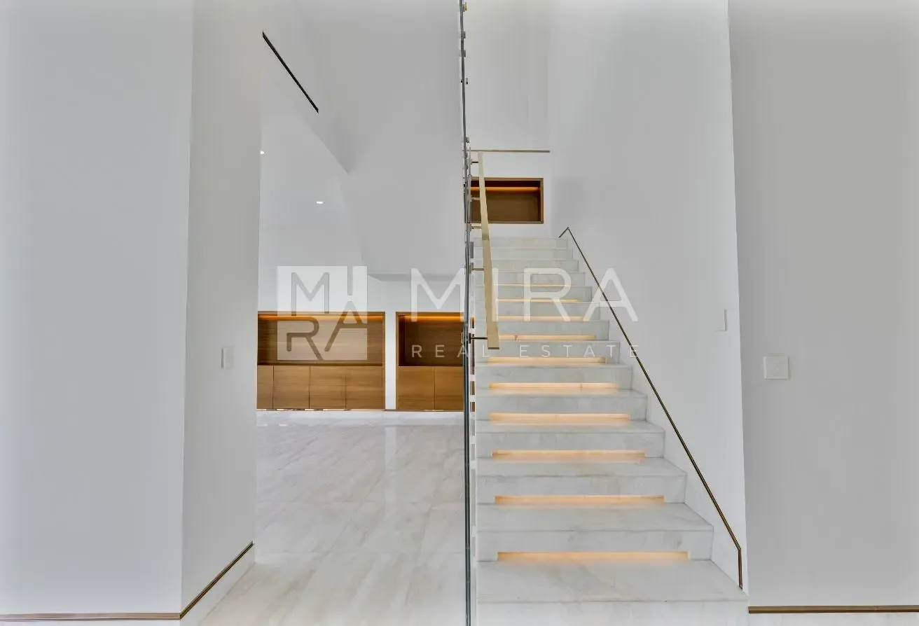 Penthouse | 4 bed | Private Pool | Terrace