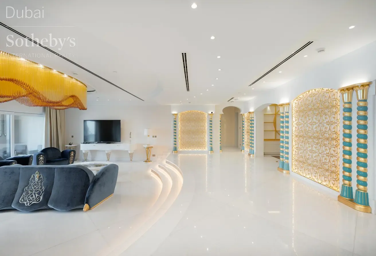 Singular Fully-Upgraded Penthouse on Palm Jumeirah
