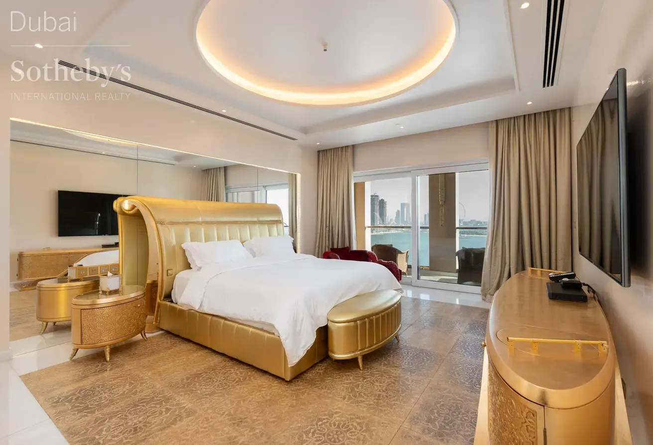 Singular Fully-Upgraded Penthouse on Palm Jumeirah