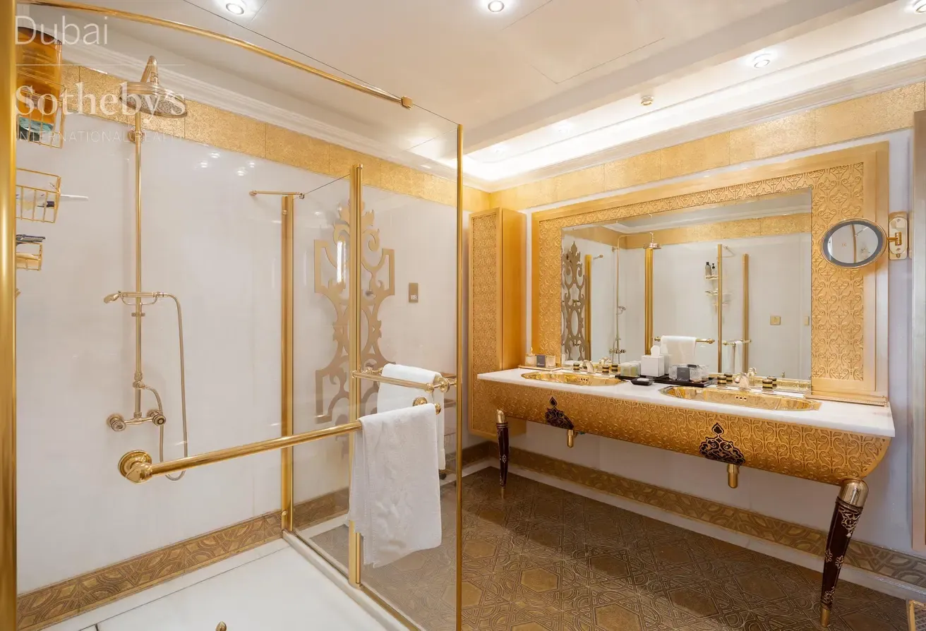 Singular Fully-Upgraded Penthouse on Palm Jumeirah