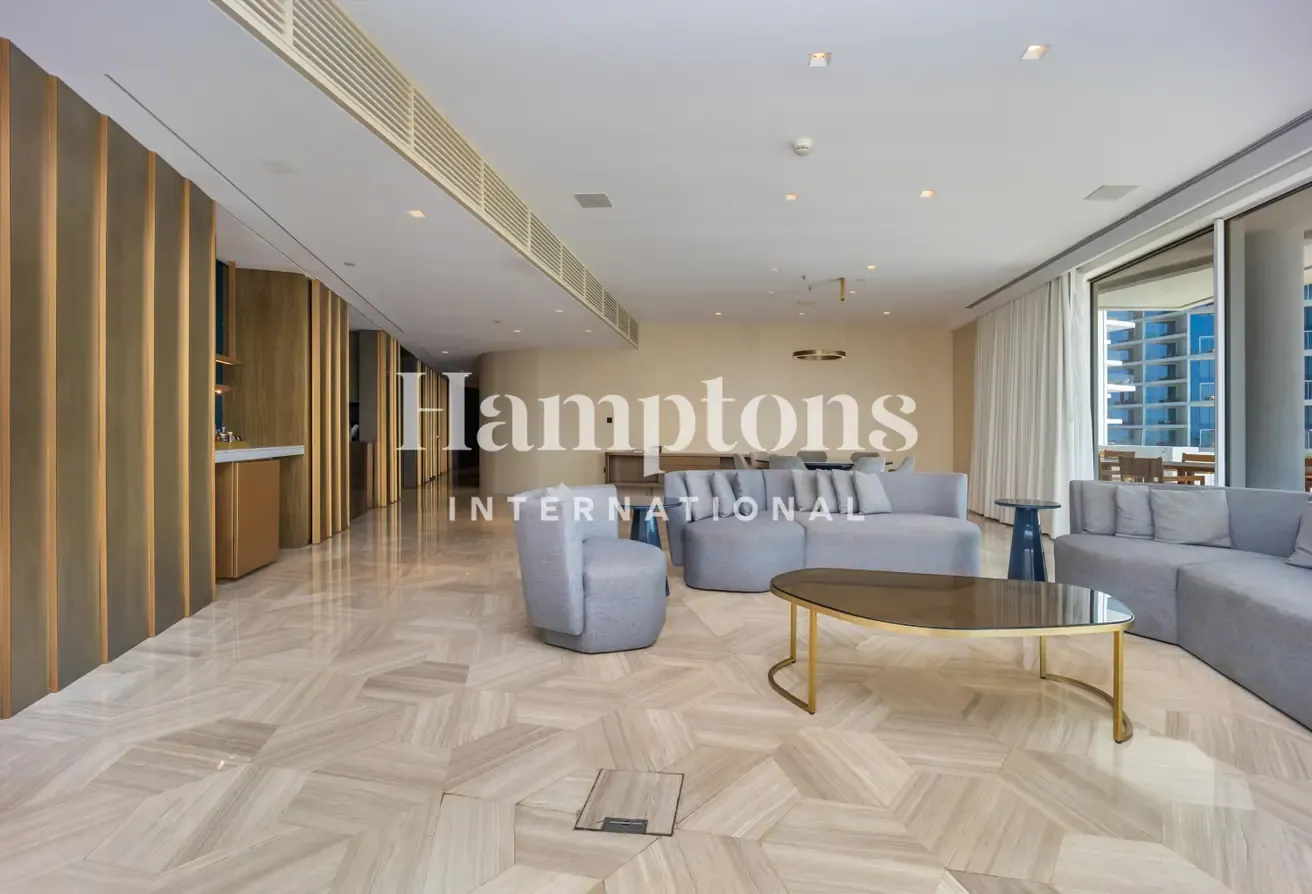 Ultra-Luxury | Corner Penthouse | Private Pool