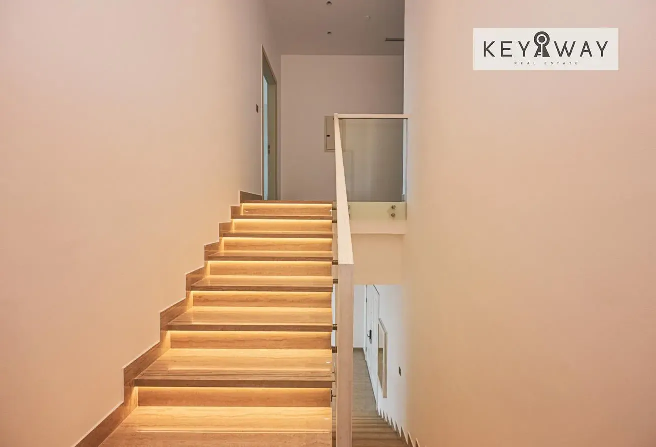 Sea View | 4BR+Maid | Fully Upgraded Penthouse