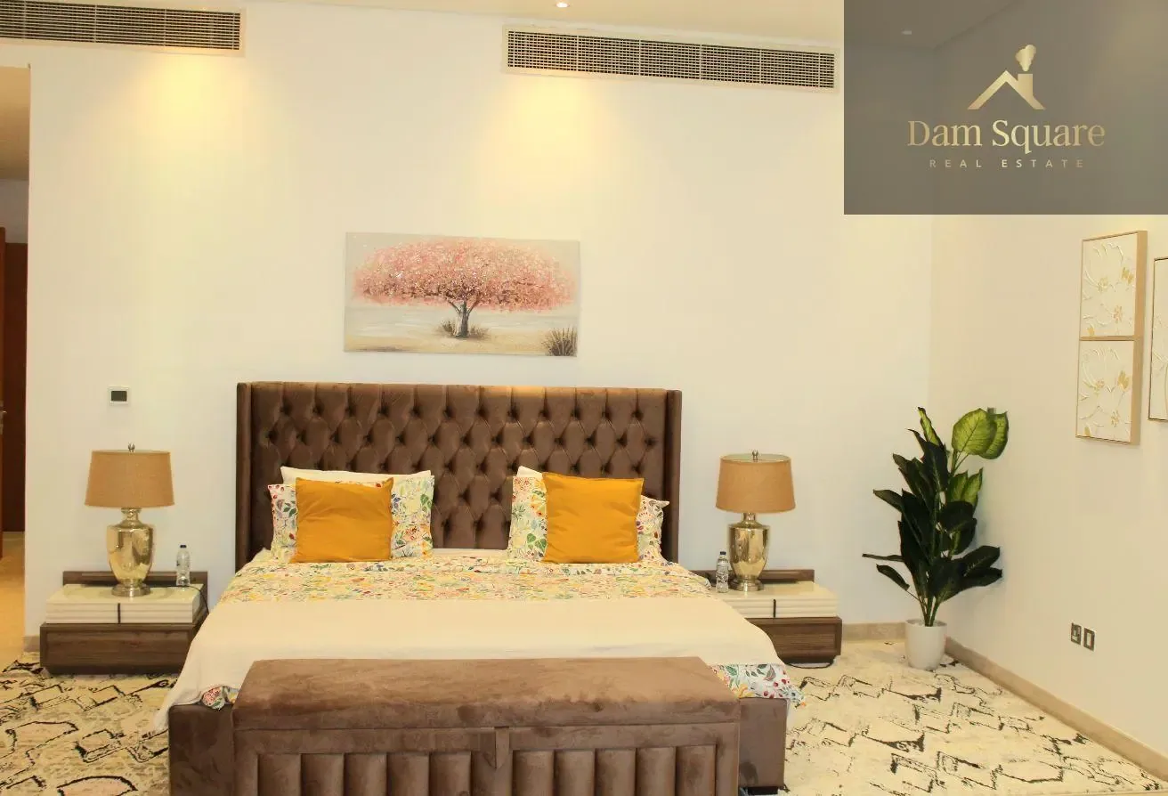 Dream Palm Residences /4 BHK+Maid Penthouse
