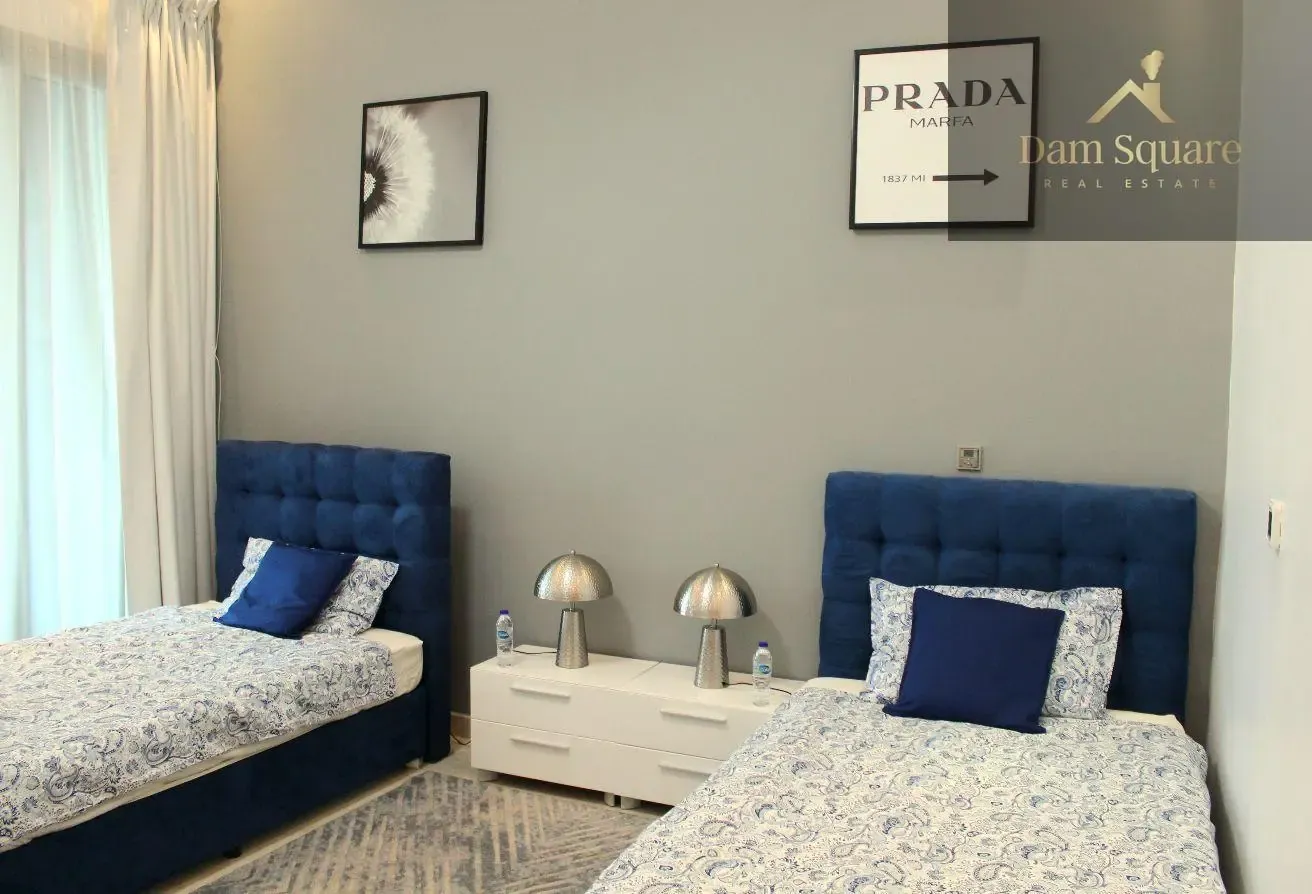 Dream Palm Residences /4 BHK+Maid Penthouse