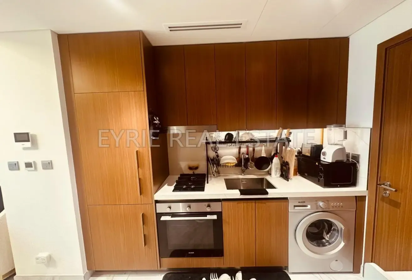 Fully Furnished Studio | Ready to Move in