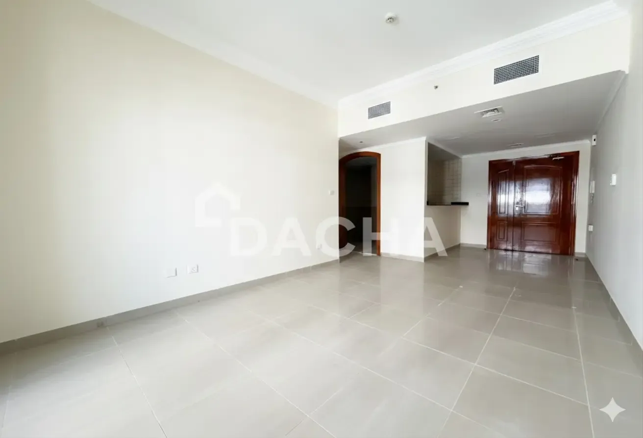 PARTIAL MARINA VIEW | VACANT | HIGH FLOOR