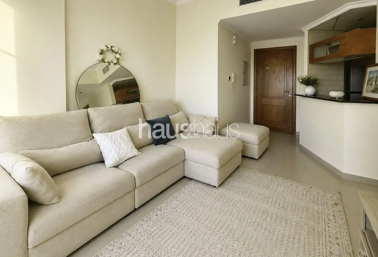 Tenanted | Marina Views | Prime location