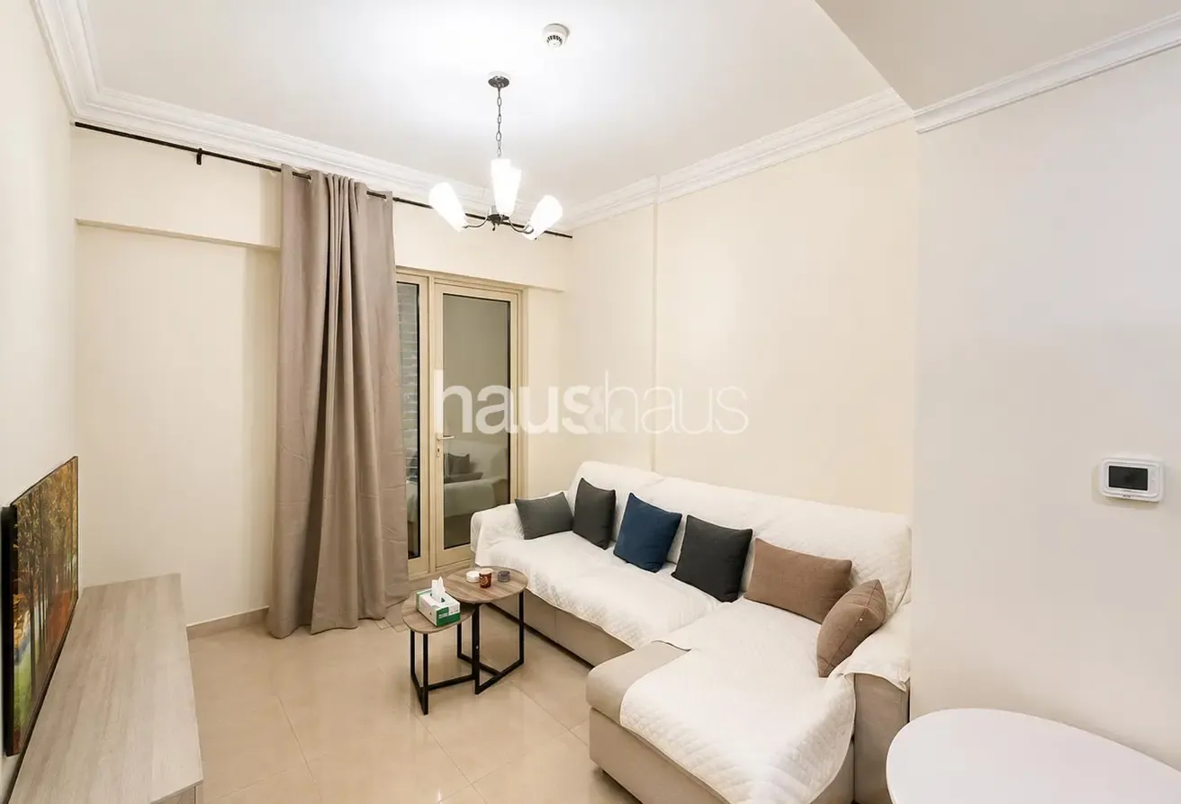 Tenanted | Marina Views | Prime location