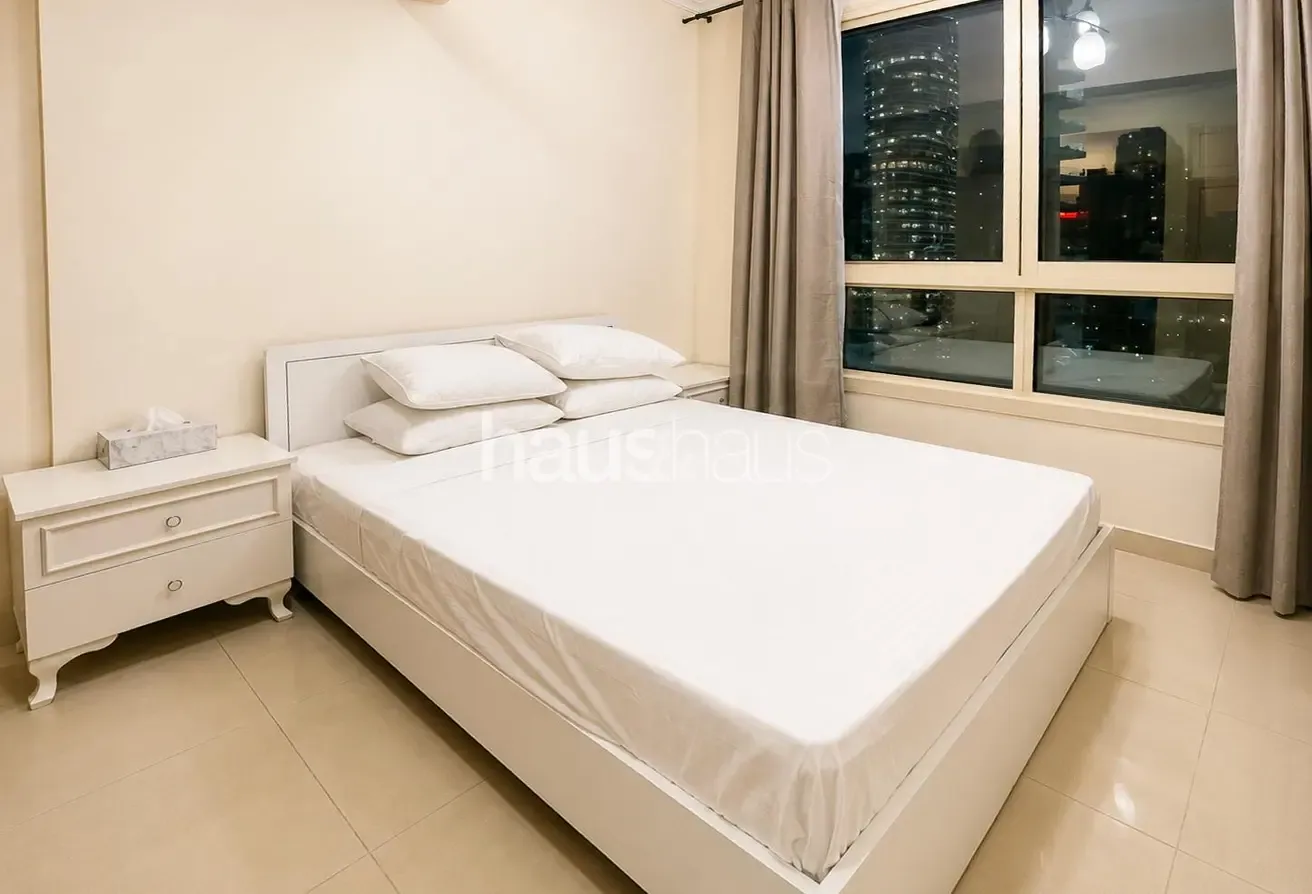 Tenanted | Marina Views | Prime location
