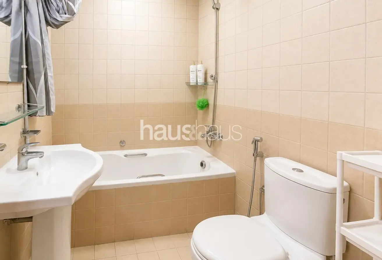 Tenanted | Marina Views | Prime location