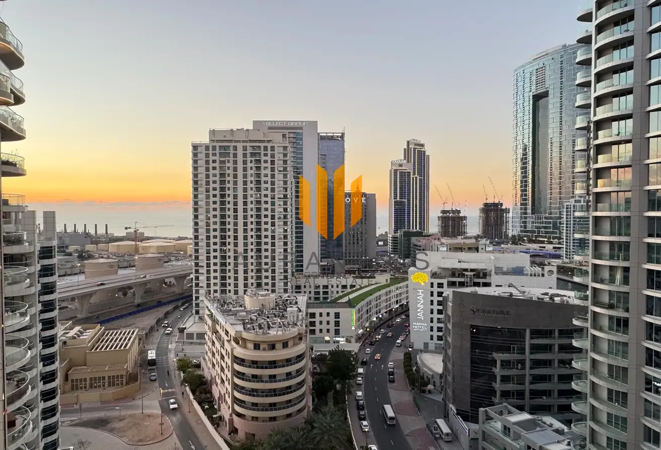 Sea View | Fully Upgraded | Near Metro