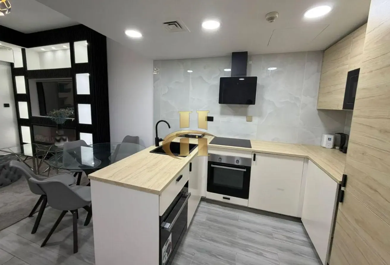 Furnished Upgraded 1 BR | Vacant | Inquire Now