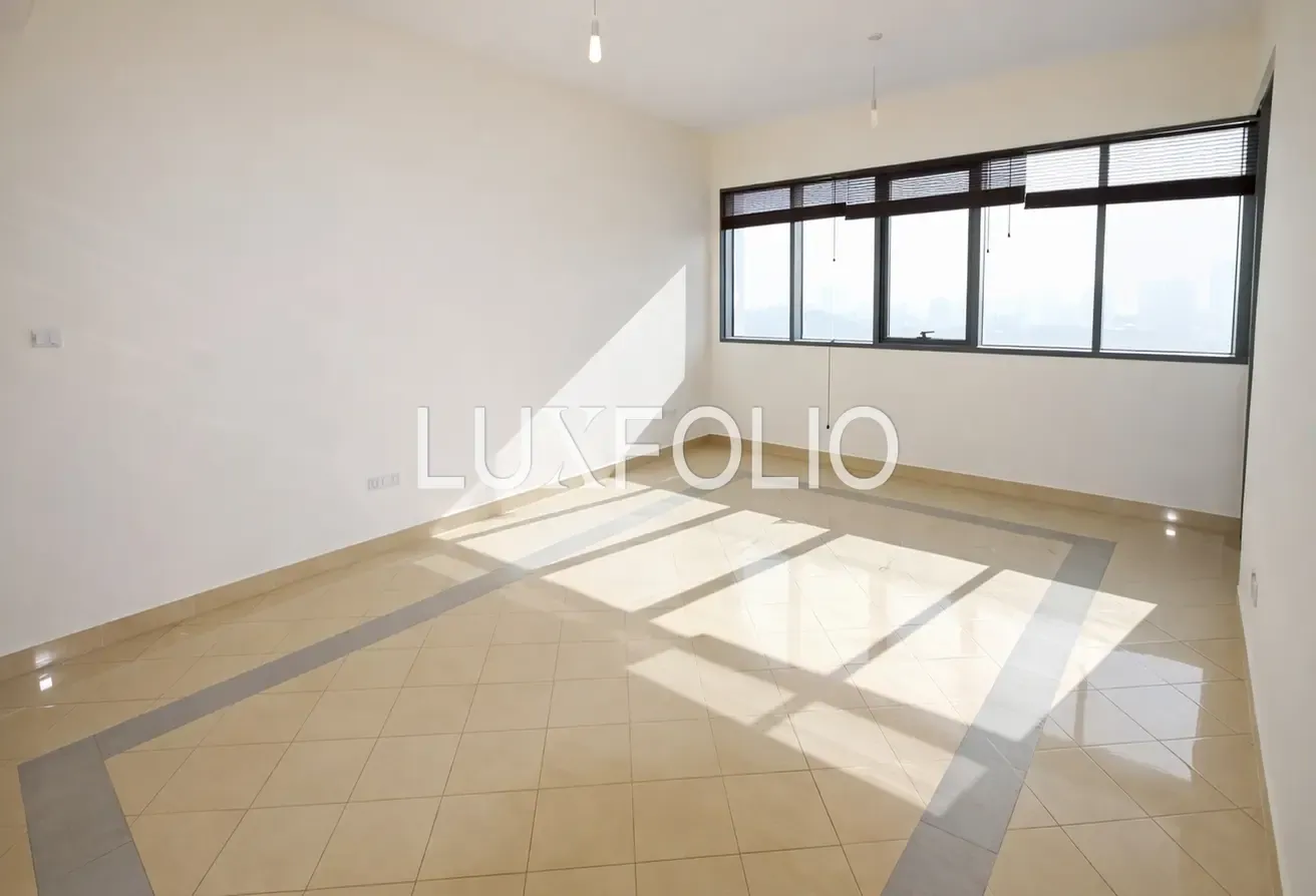 1 Bed | Vacant now | 990 Sqft | Motivated