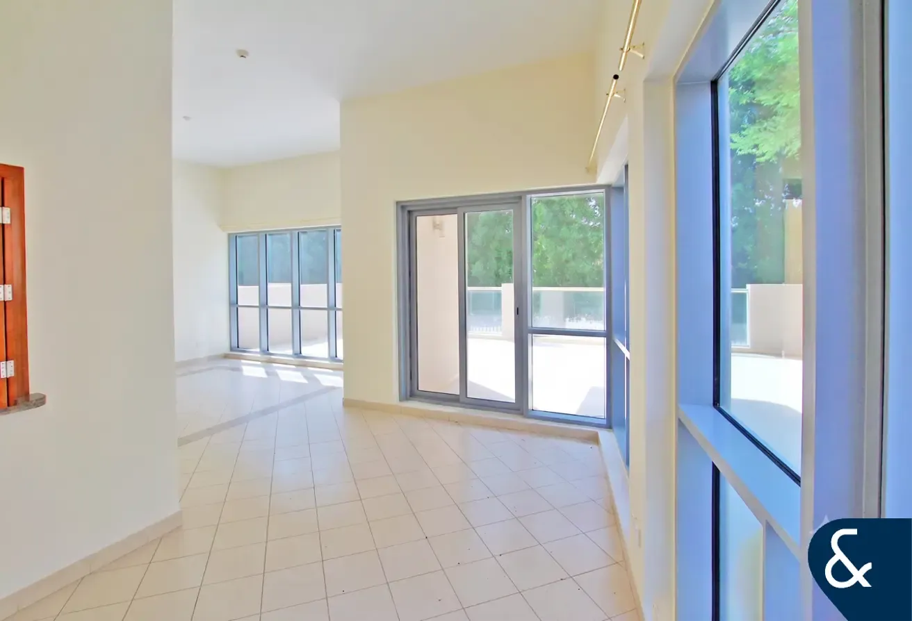 Vacant Soon | Large Terrace | Study Room
