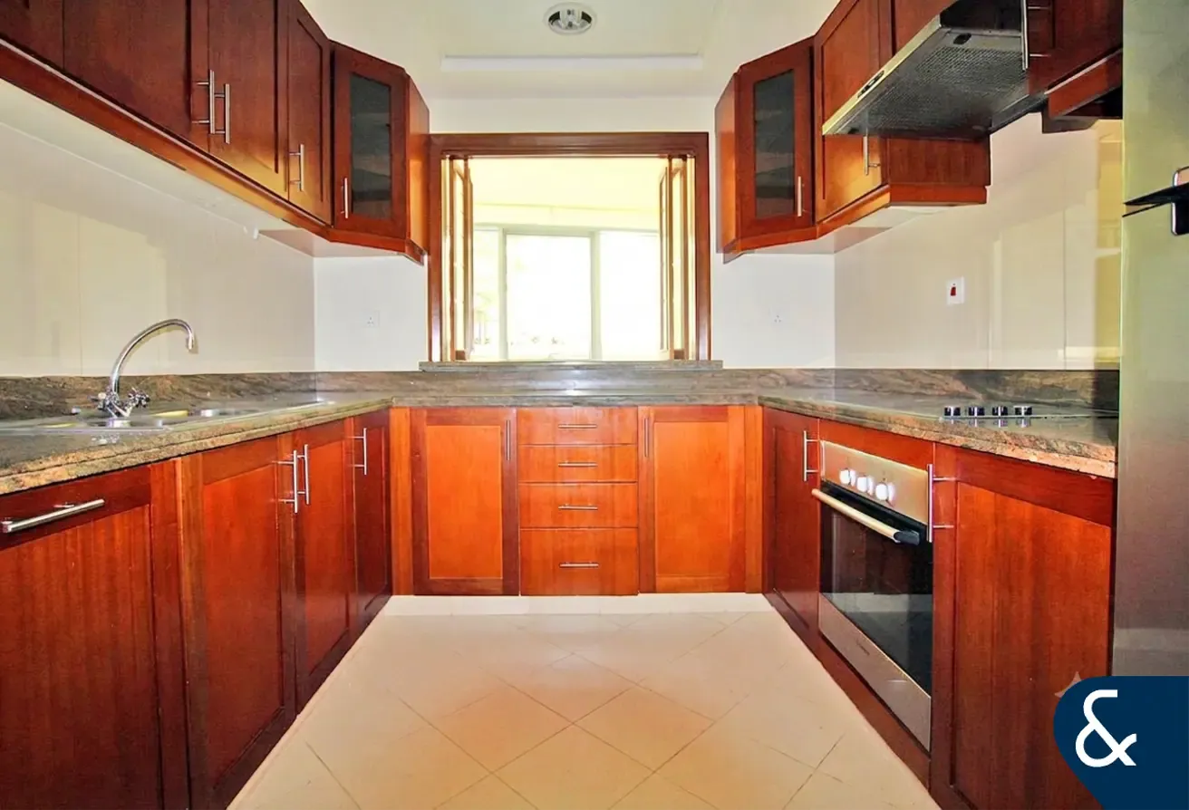 Vacant Soon | Large Terrace | Study Room