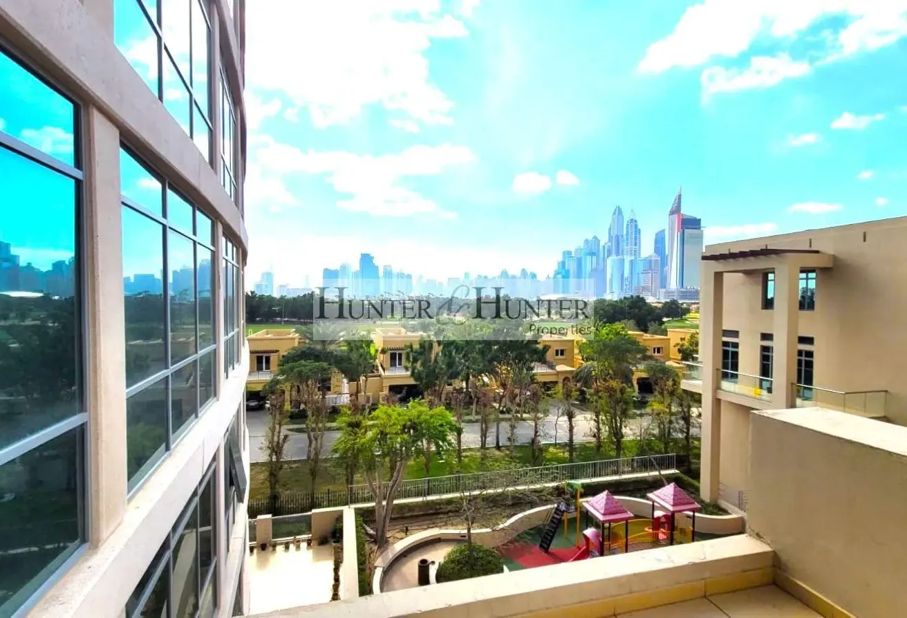 LARGE APARTMENT | GOLF COURSE VIEW | STUDY ROOM