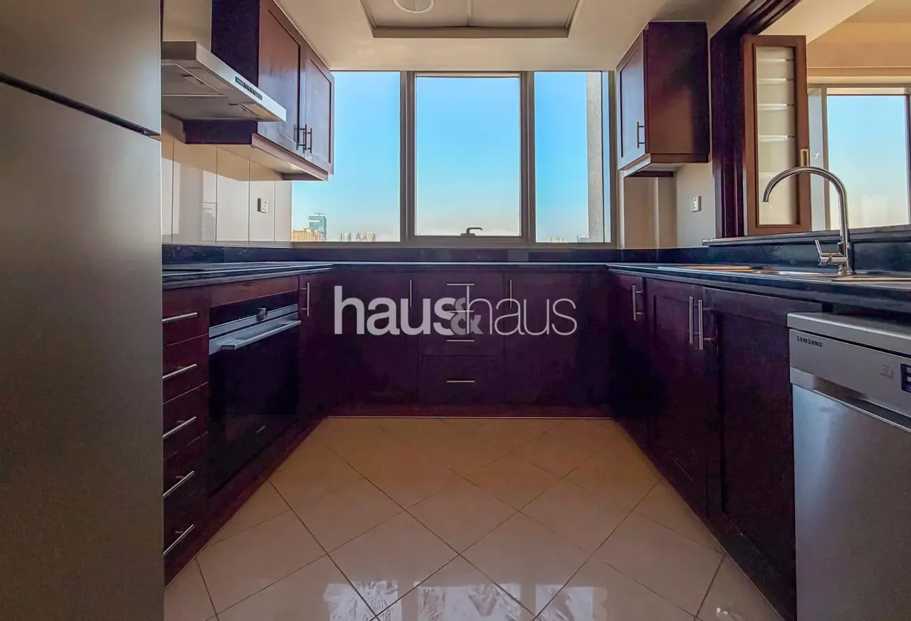 Exclusive | Vacant Now | High Floor | Key in Hand
