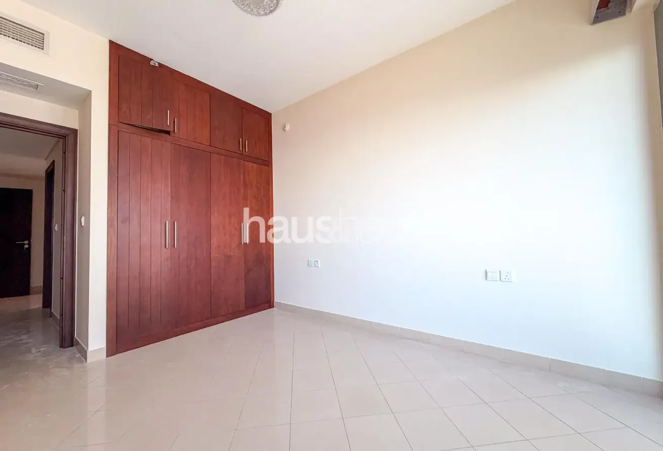 Exclusive | Vacant Now | High Floor | Key in Hand