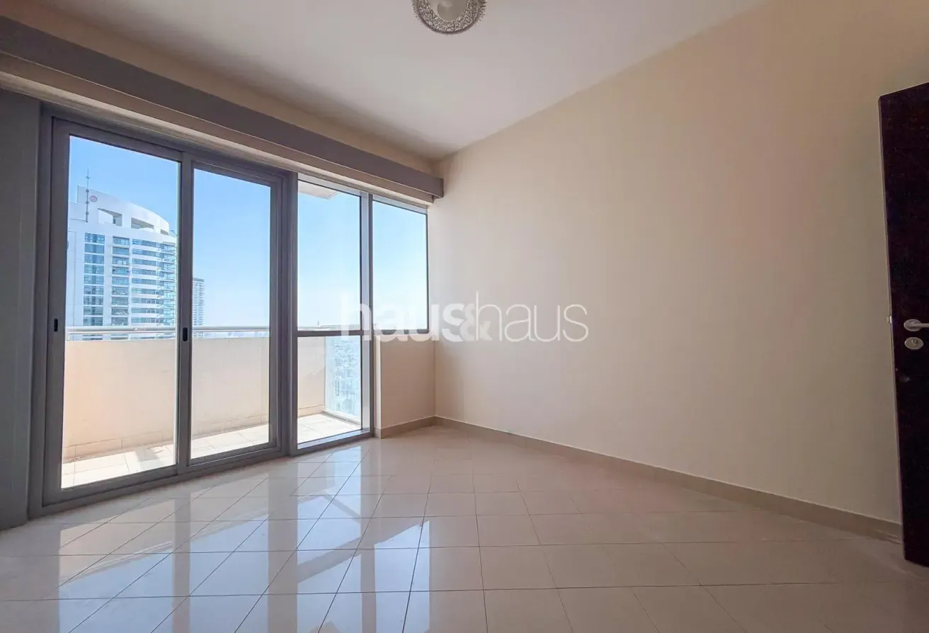 Exclusive | Vacant Now | High Floor | Key in Hand