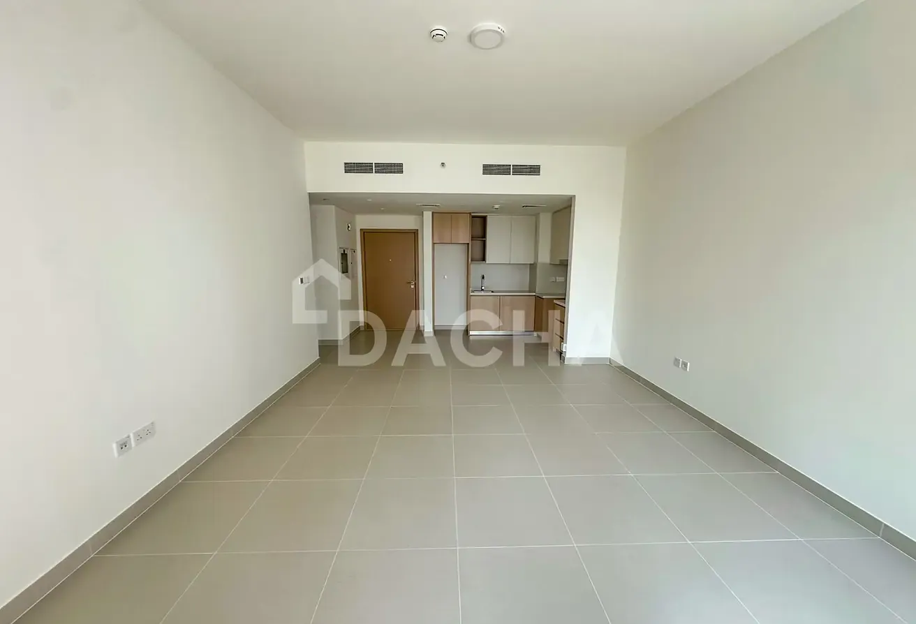BRAND NEW | MID FLOOR | GREAT LOCATION
