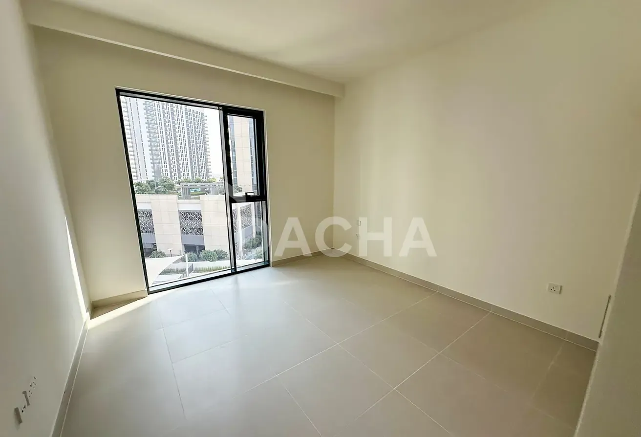 BRAND NEW | MID FLOOR | GREAT LOCATION