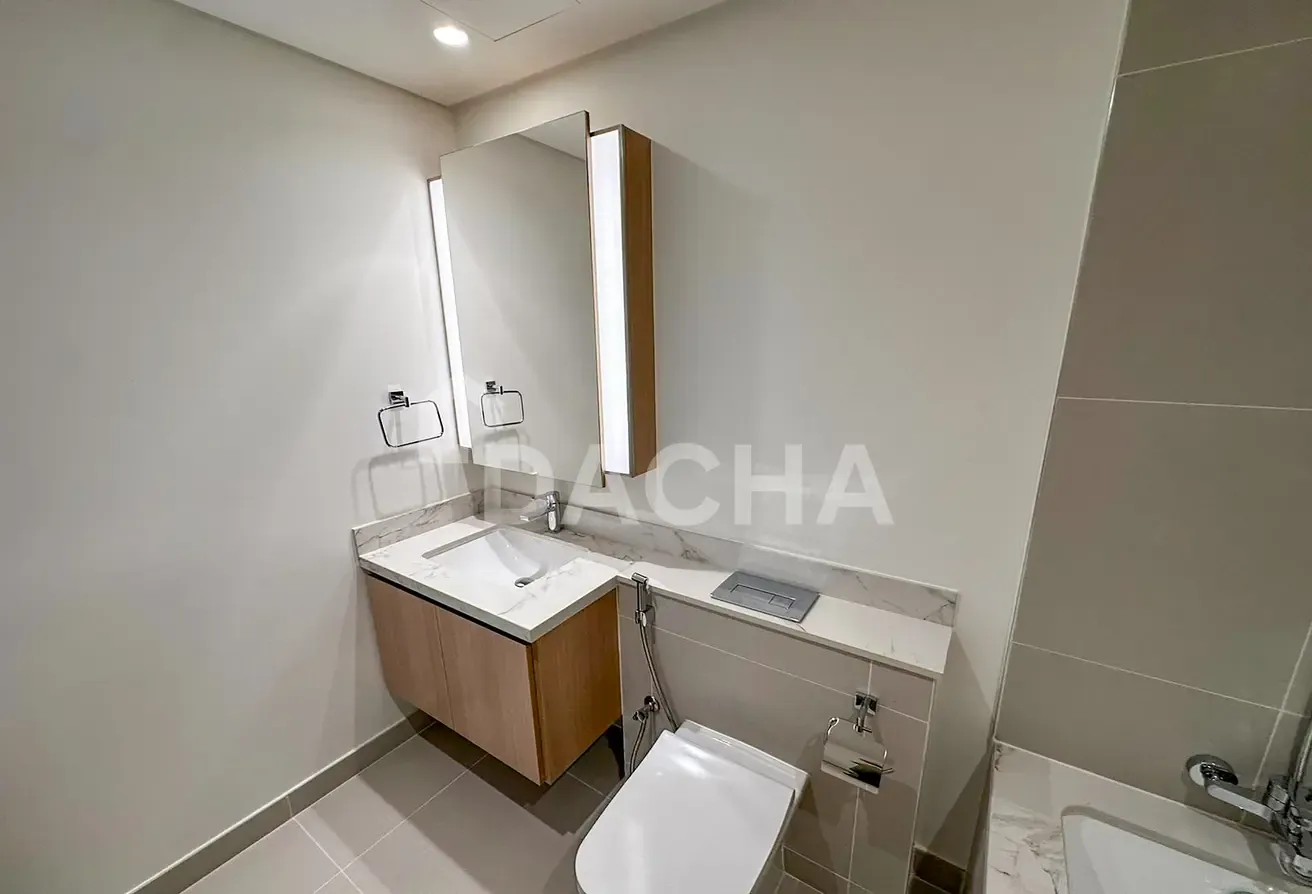 BRAND NEW | MID FLOOR | GREAT LOCATION