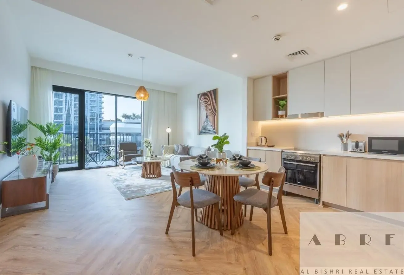HOT DEAL BRAND NEW - VACANT - FULLY UPGRADED
