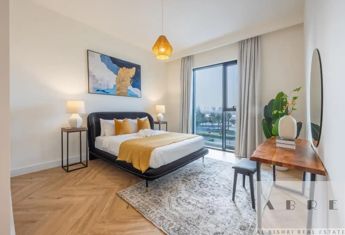 HOT DEAL BRAND NEW - VACANT - FULLY UPGRADED