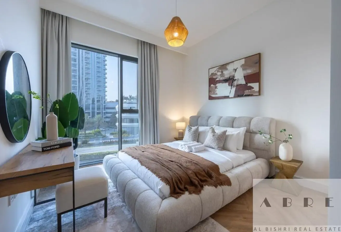 HOT DEAL BRAND NEW - VACANT - FULLY UPGRADED
