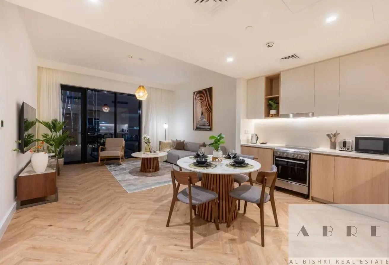HOT DEAL BRAND NEW - VACANT - FULLY UPGRADED