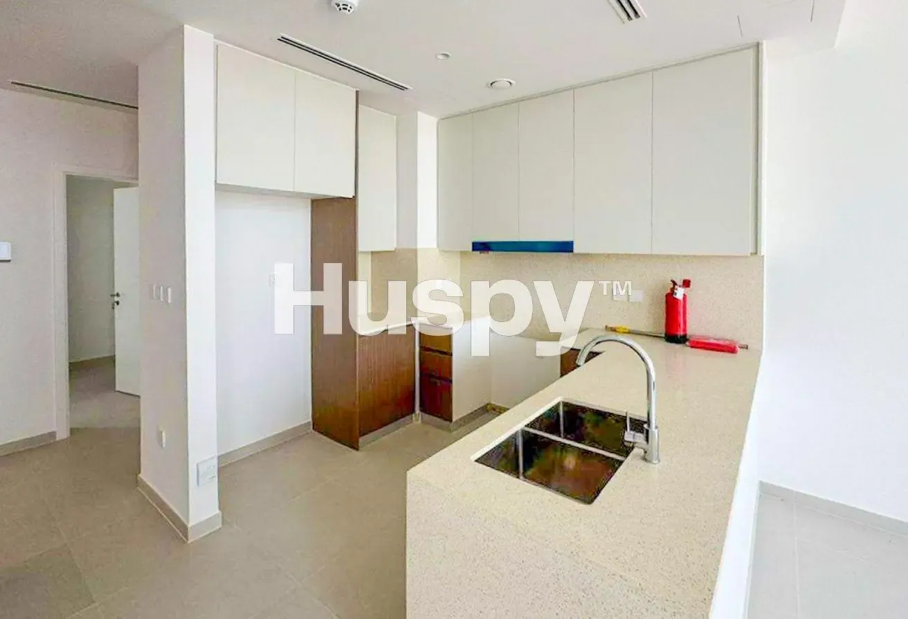 Vacant on Transfer | Close to Entrance | Landscape