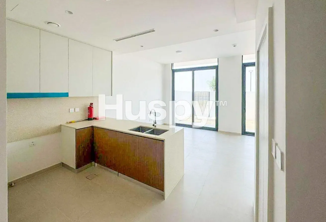 Vacant on Transfer | Close to Entrance | Landscape