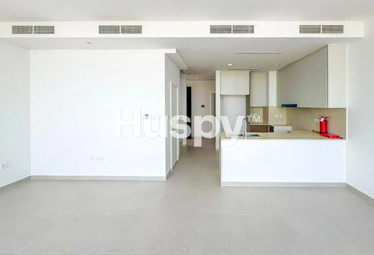 Vacant on Transfer | Close to Entrance | Landscape