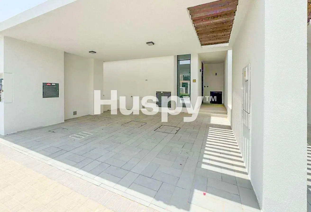 Vacant on Transfer | Close to Entrance | Landscape