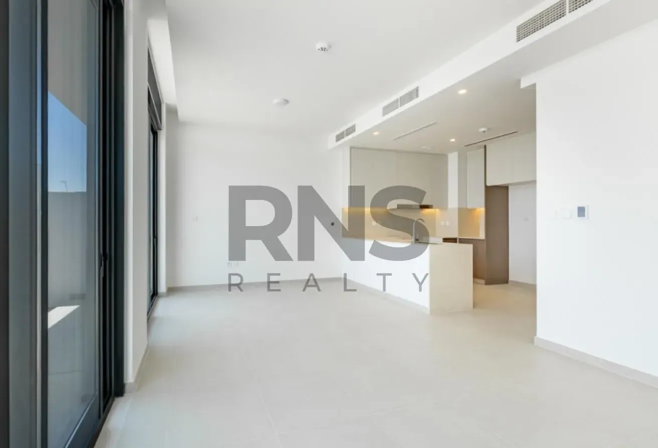 Close To Amenities | Single Row | Negotiable