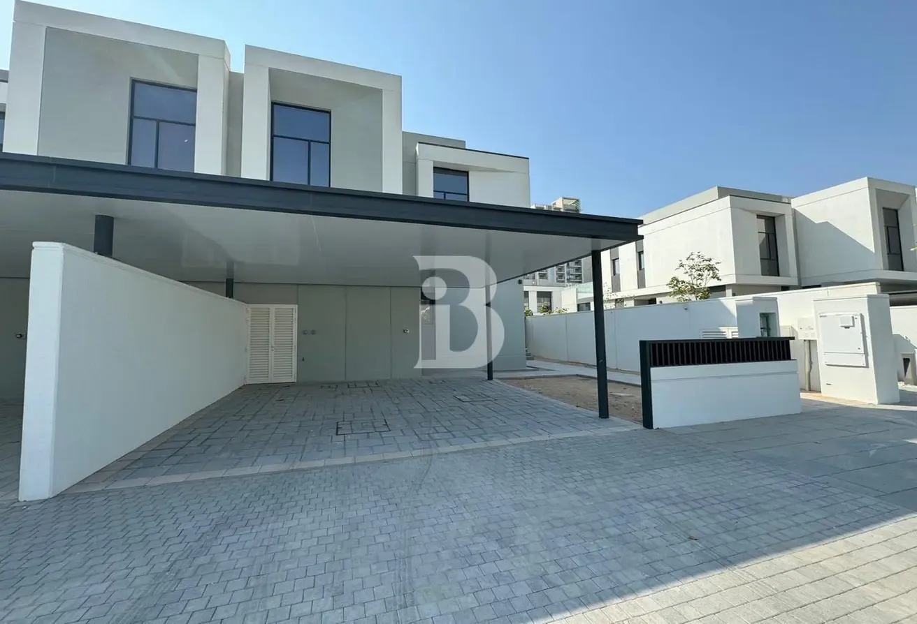 Murooj East Type A | Opposite Pool | VOT