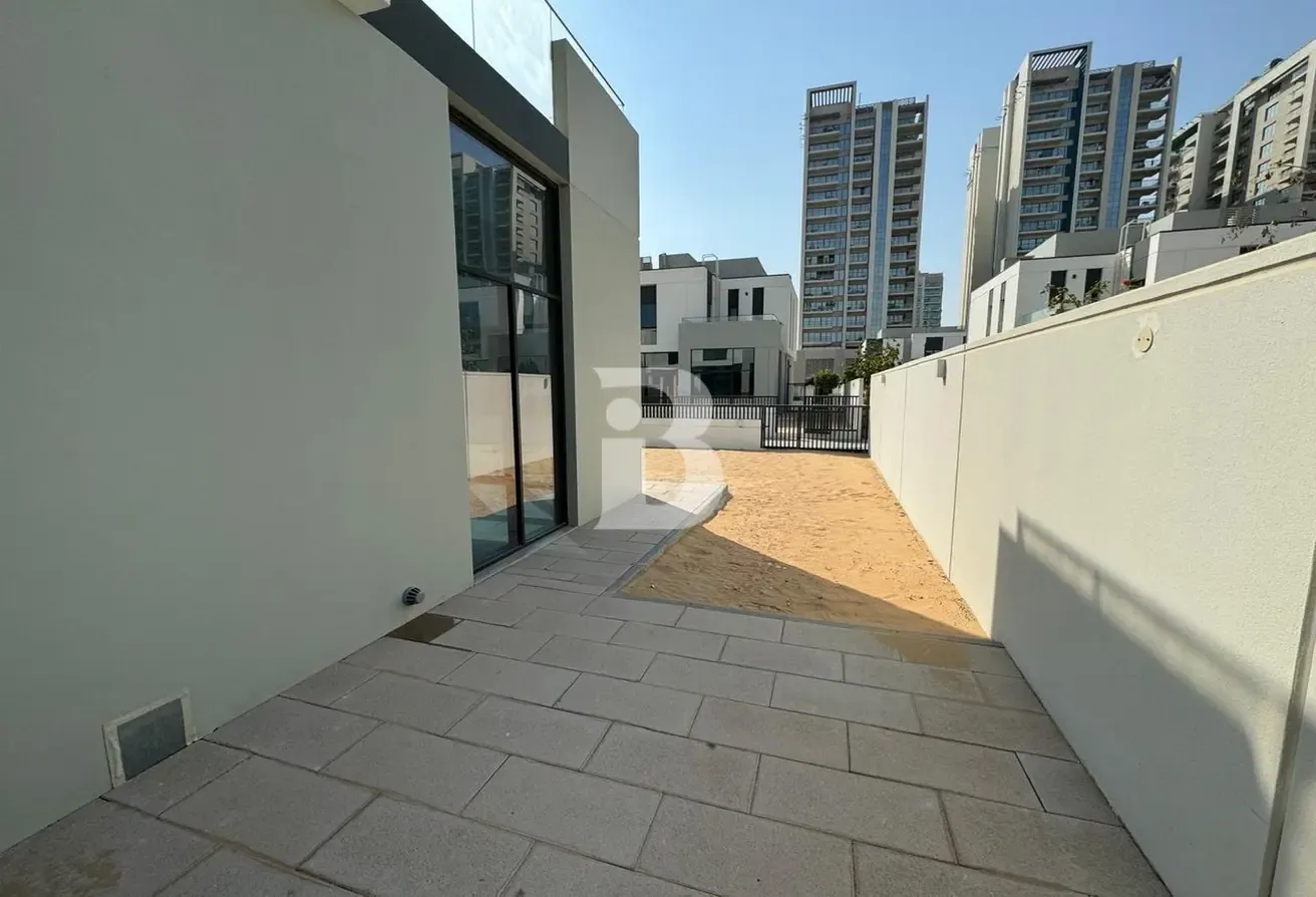 Murooj East Type A | Opposite Pool | VOT