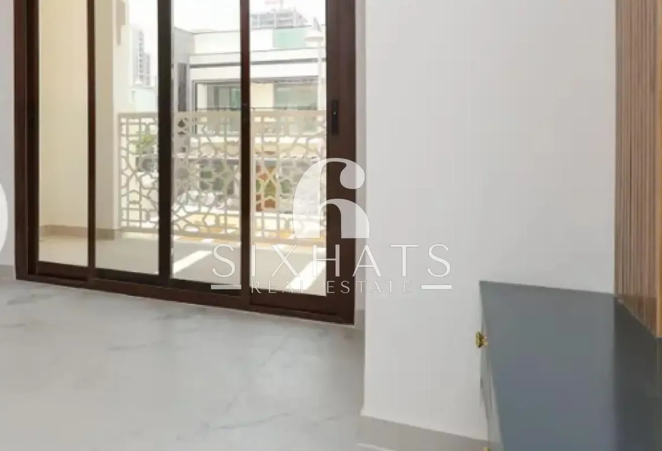 BRAND NEW | VACANT | 4 BEDROOM | NEAR TO METRO