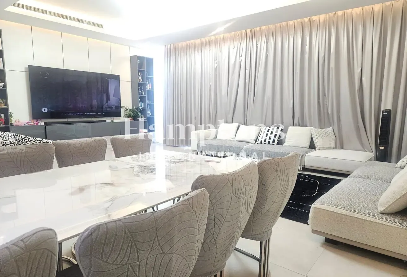 Stunning Townhouse | Fully Furnished | 4BR+Maids